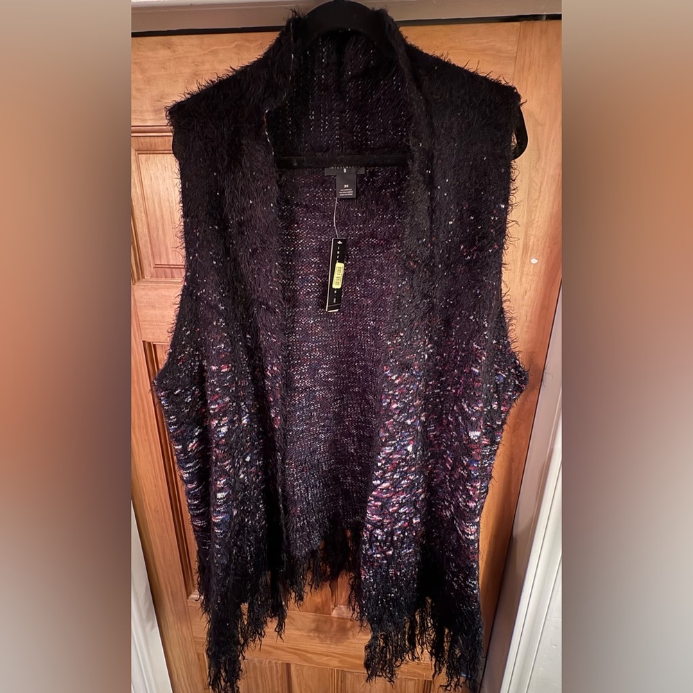 Black Multicolor Fleck SOFT Knit Cardigan Vest with Fun Fringe Bottom